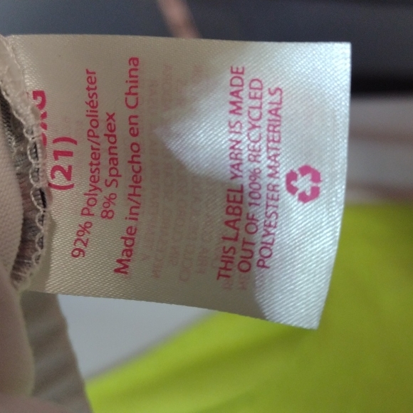 Lime green butterfly top - Picture 8 of 10